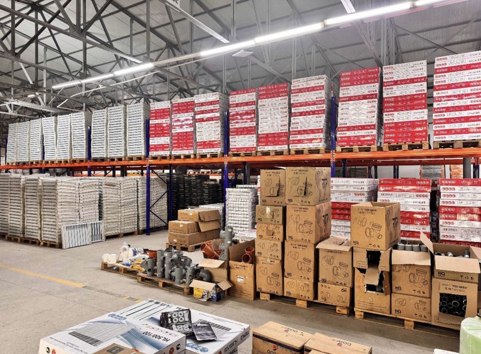 Отопление склад батареи радиаторы аkfa катёл сантехника батарея