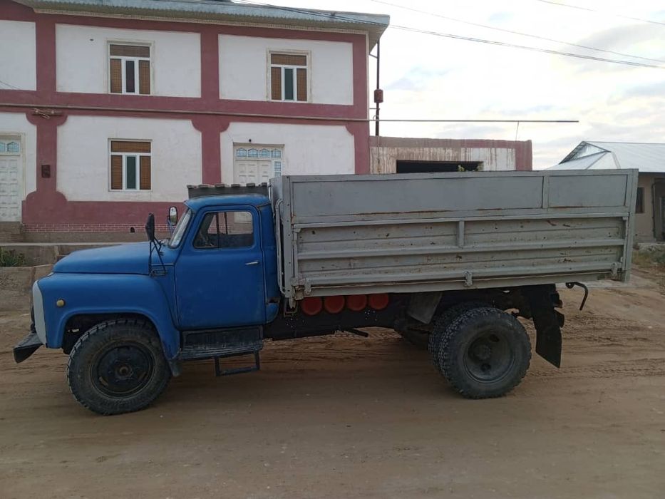 Газ 53 сотилади-.