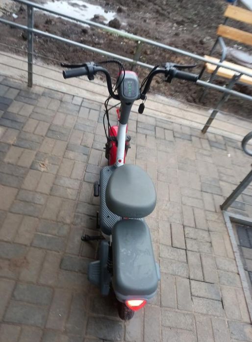 Продам электроскутер iBike