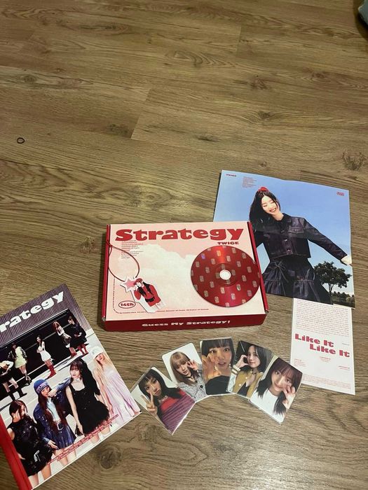 Дискове на Blackpink,Aespa,Itzy,Twice,Kpop