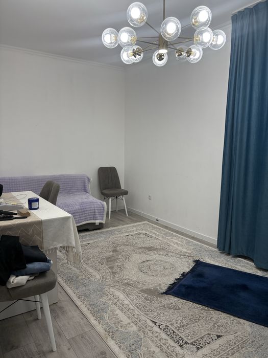 Берем девушку на подселение