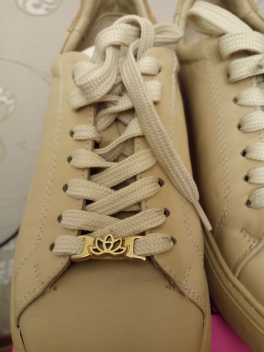 Обувь женские кеды