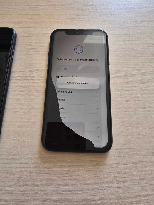 Ecran Iphone 11 gri negru