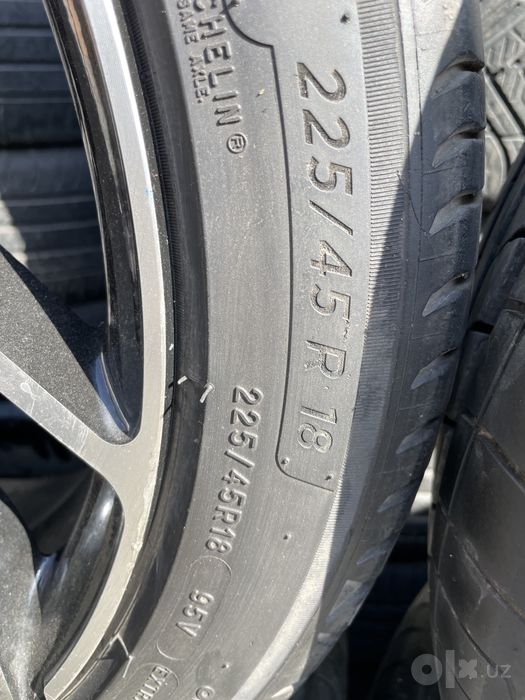 Mers diska sotiladi. Michelin balonlada