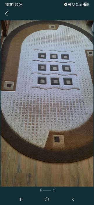 Vand covor semirotund.Stare excelenta.