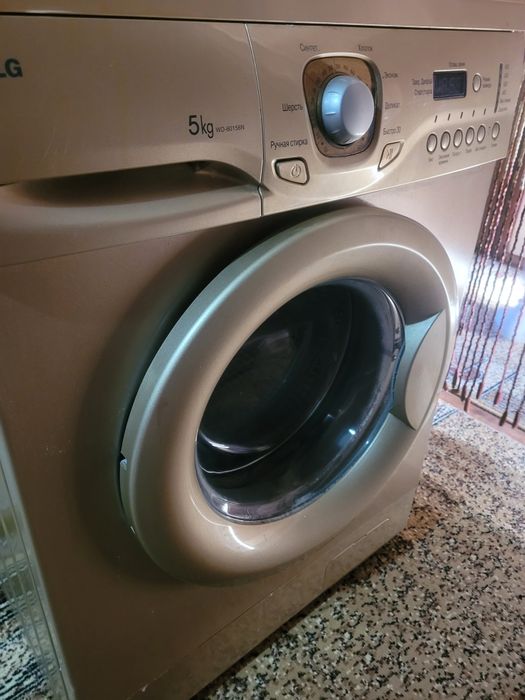 Стиральная машина автомат