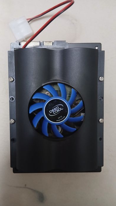 Qattiq disk Seagate 500GB + Special edition DeepCool cooler