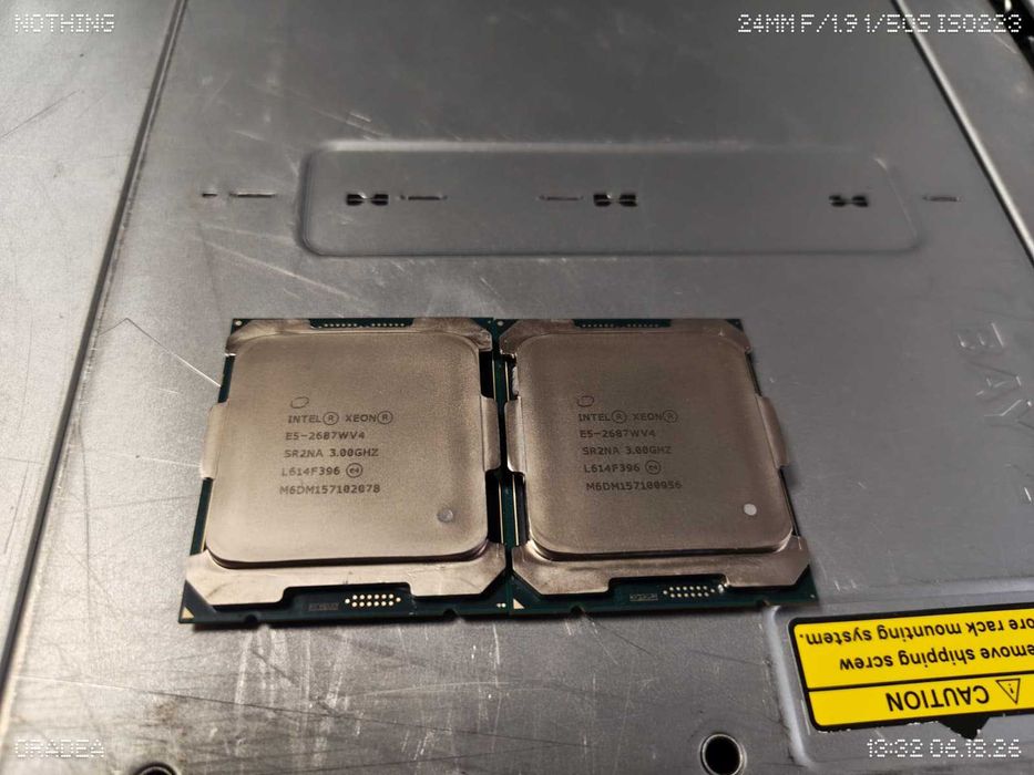 Vand 2 Bucati CPU Intel E5-2687W v4, 3.0 GHz LGA 2011