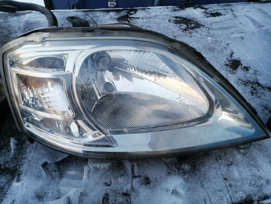 Продам фары на Ларгус