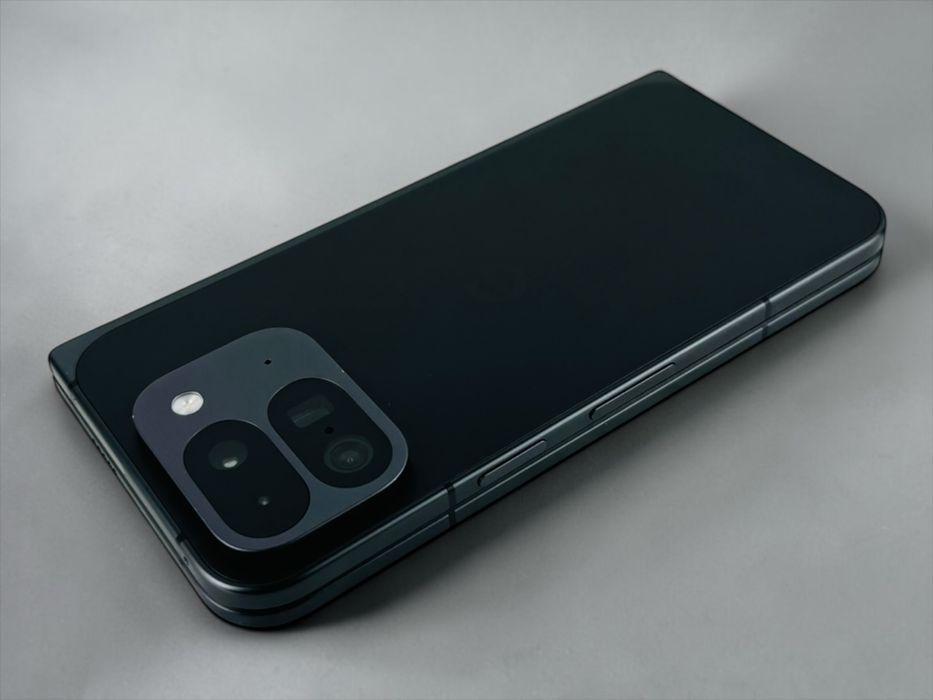 Google Pixel 9 Pro Fold 256GB 12RAM Obsidian Перфектен! Гаранция!