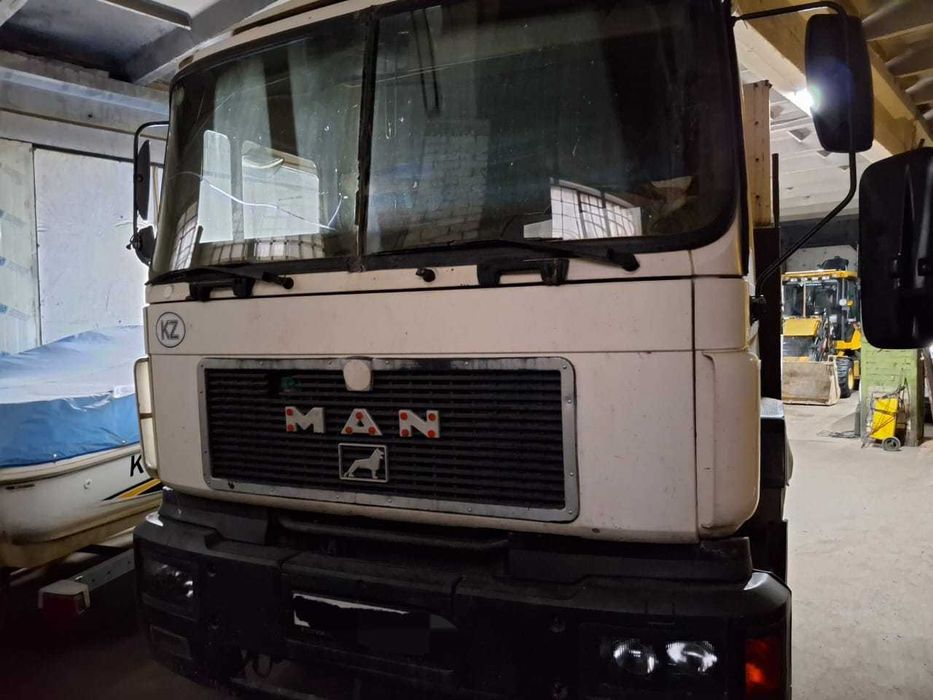 Продам автомобиль MAN