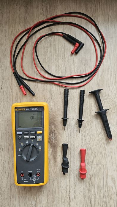 Fluke 3000 FC True RMS – Multimetru profesional original