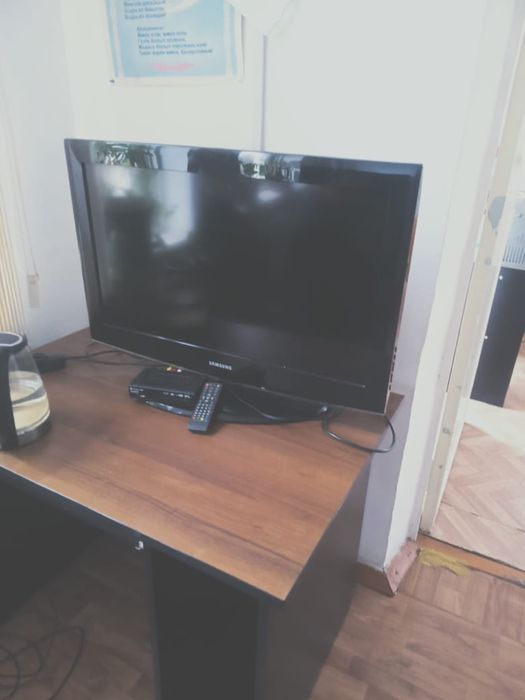 В продаже телевизор самсунг