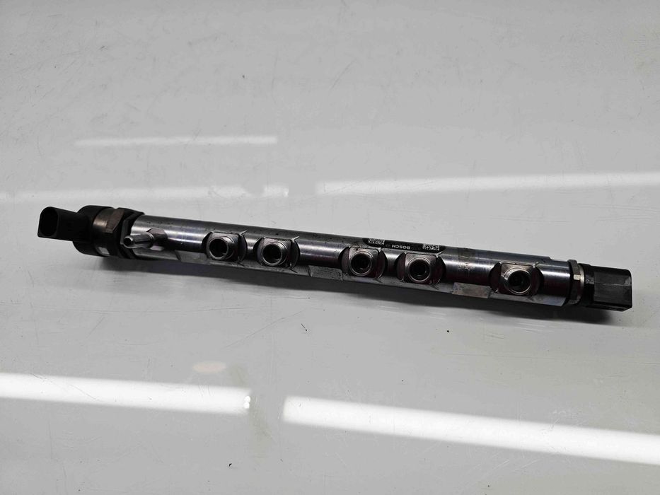 Rampa injectoare Bmw 1 (F20) [Fabr 2011-2017] 8514166 2.0 N47D 85KW /
