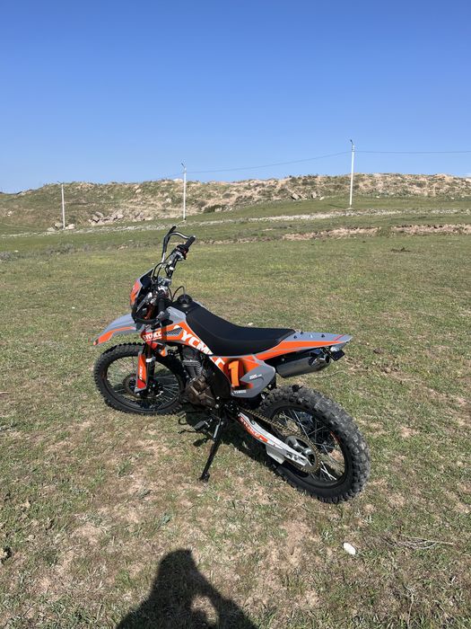 Почти новый Эндуро 250