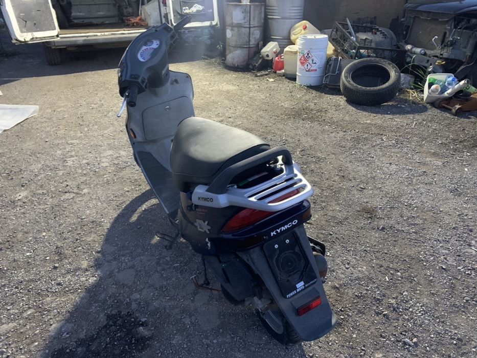 НА ЧАСТИ! Скутер Kymco B & W S8 50 куб. 2005 г. Scooter