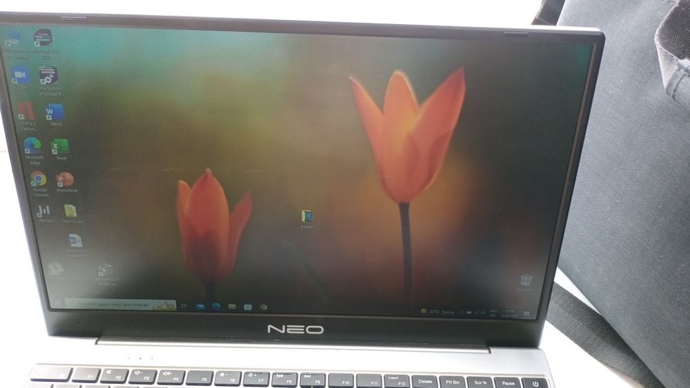 Продам ноутбук Neo