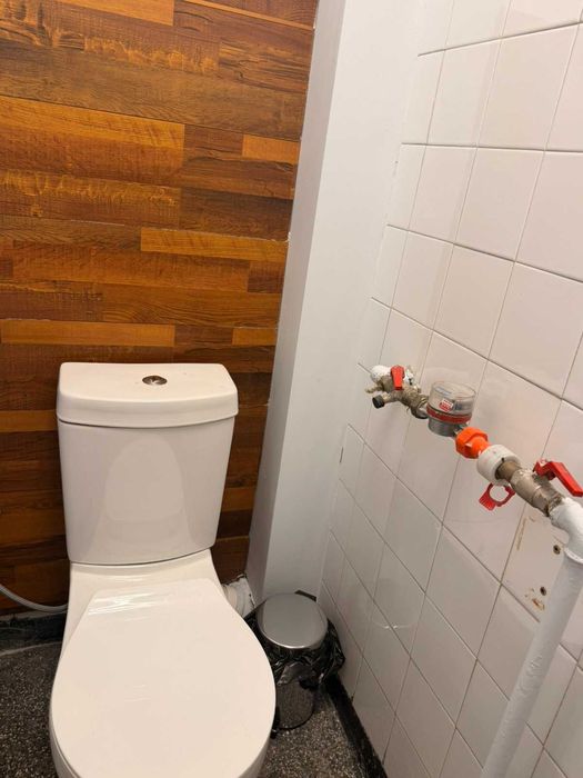 Дава се под наем Тристаен апартамент в Габрово, Център - 80 кв.м за 298.86 € - Снимка #8