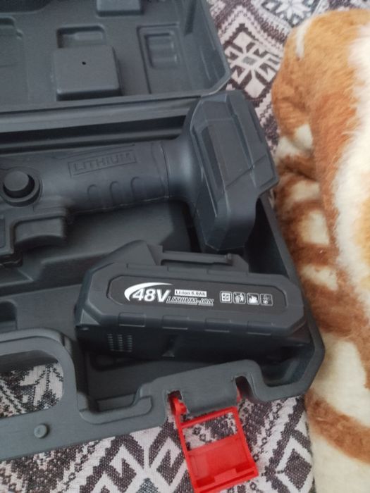 Резачка на батери мини YOVLET