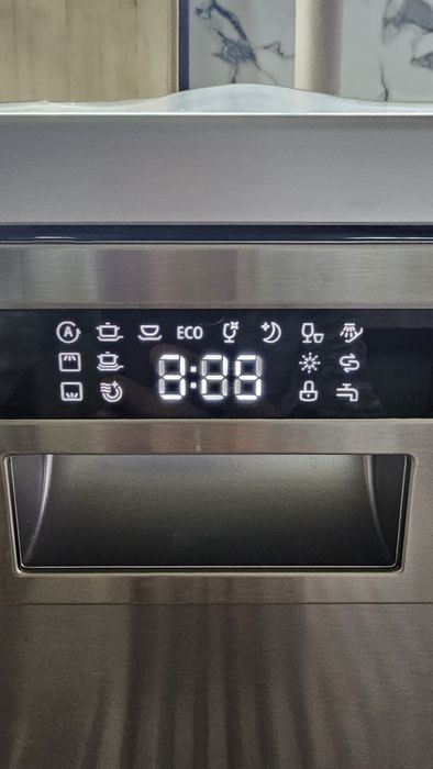 Посудомоечная машина Midea