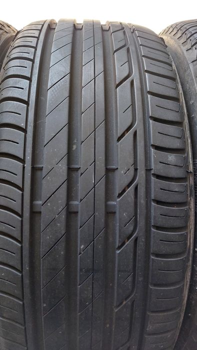 Летни гуми 215/50/18 Bridgestone Turanza T001 4 броя