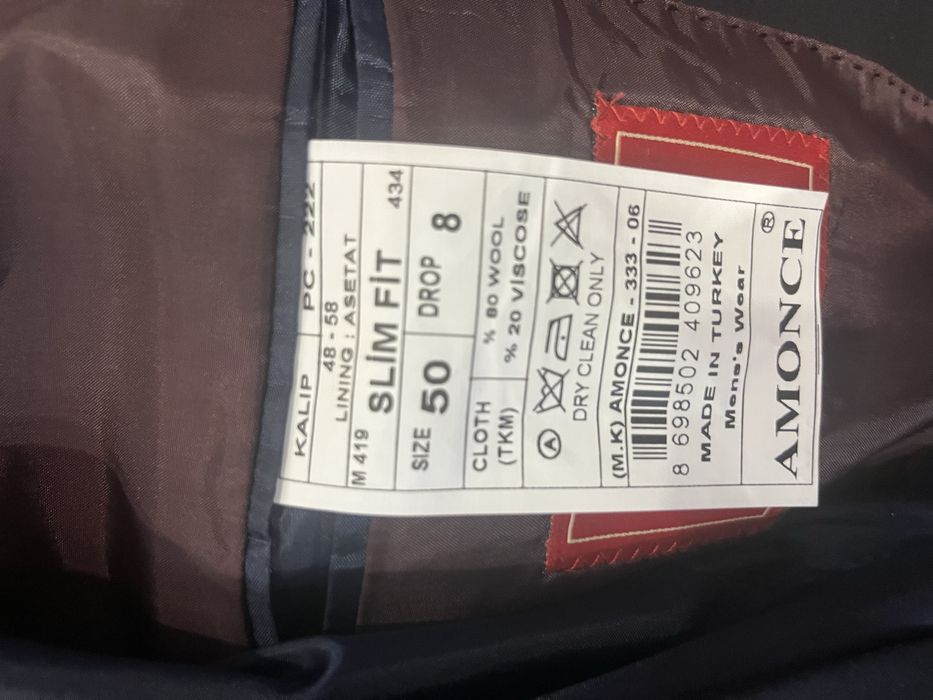 Костюм новый М размер