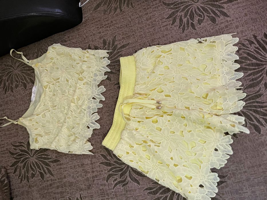 Луксозен стилен комплект VIP рязана дантела потниче &панталонки Уникат