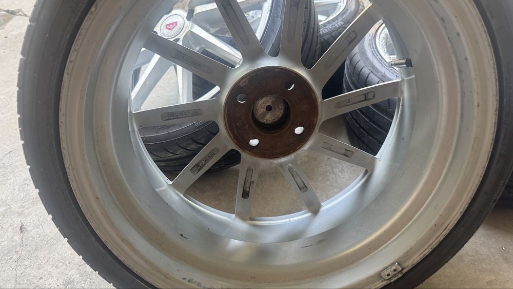 Продам диски VOSSEN R17
