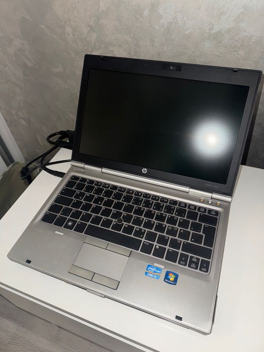 Лаптоп HP EliteBook 2560p