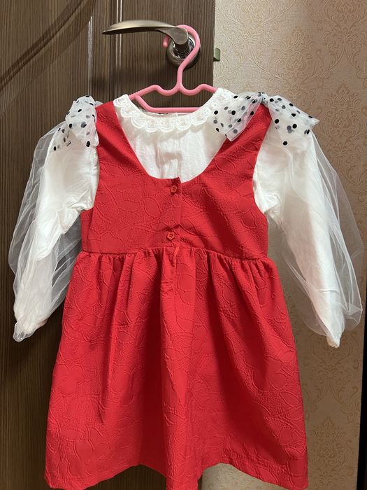 Платья нарядные