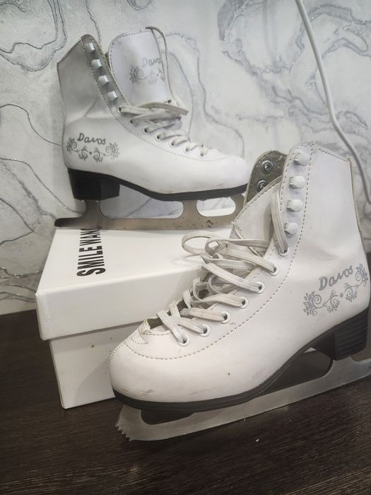 Продам коньки 34 размера