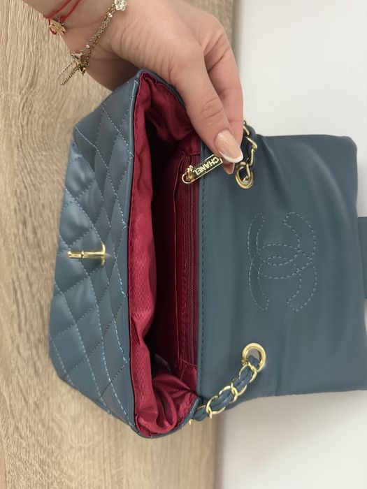 Geantă Chanel fără etichetă