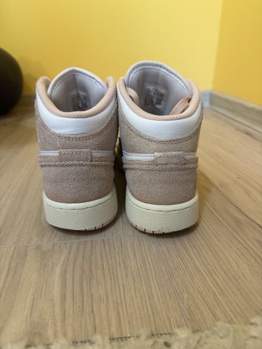 Jordan 1 mid dama