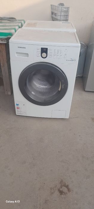 Продам стиральную машинку вхорошом состояние