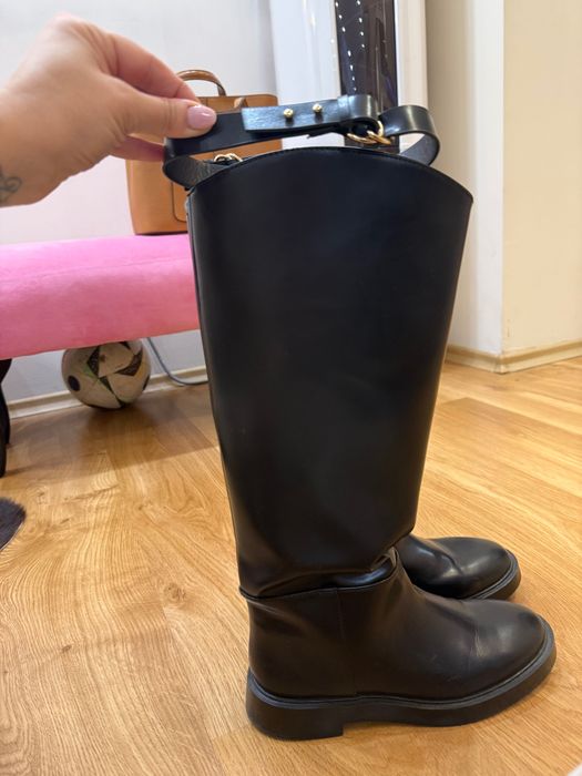 Ботуши дамски 39 HM