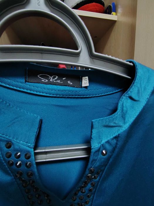 Продам платья вечерние