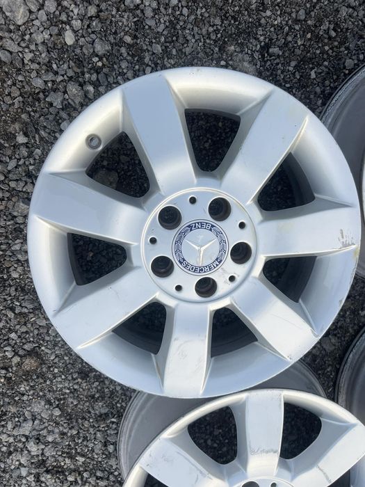 Оригинални джанти Мерцедес 5/112 Mercedes A klasse,B klasse 5x112

Упо