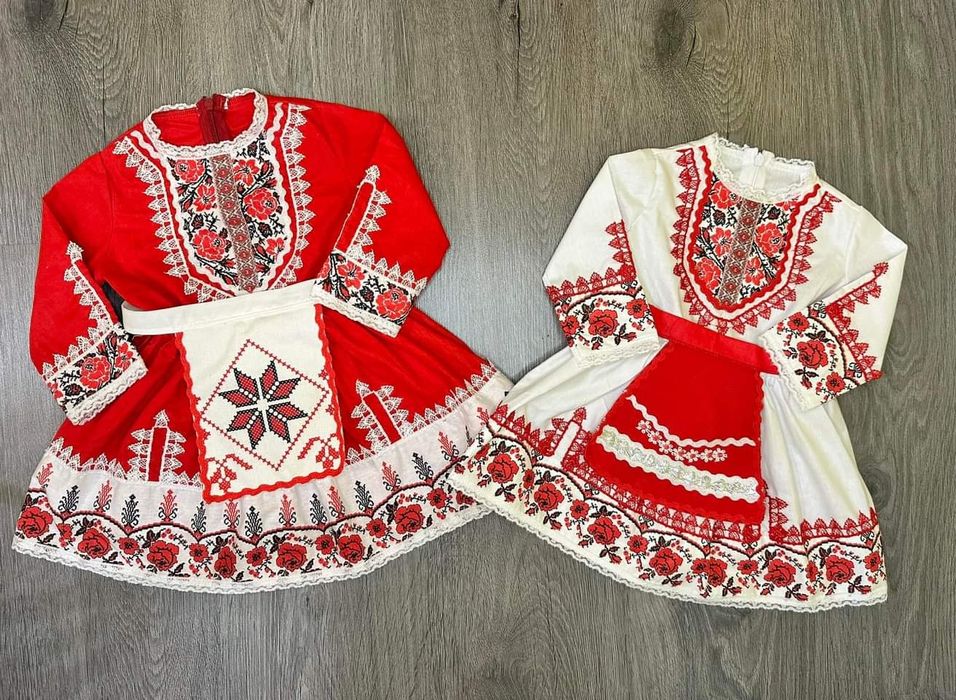 Народни носии за Мама тати и дете