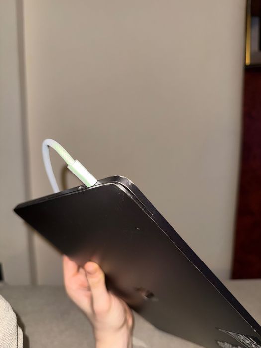 MacBook Pro 2017 13" 512GB SSD Touch Bar 16GB RAM