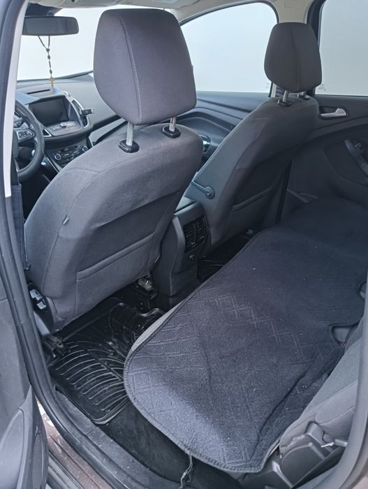 Vând Ford C max din 2015
