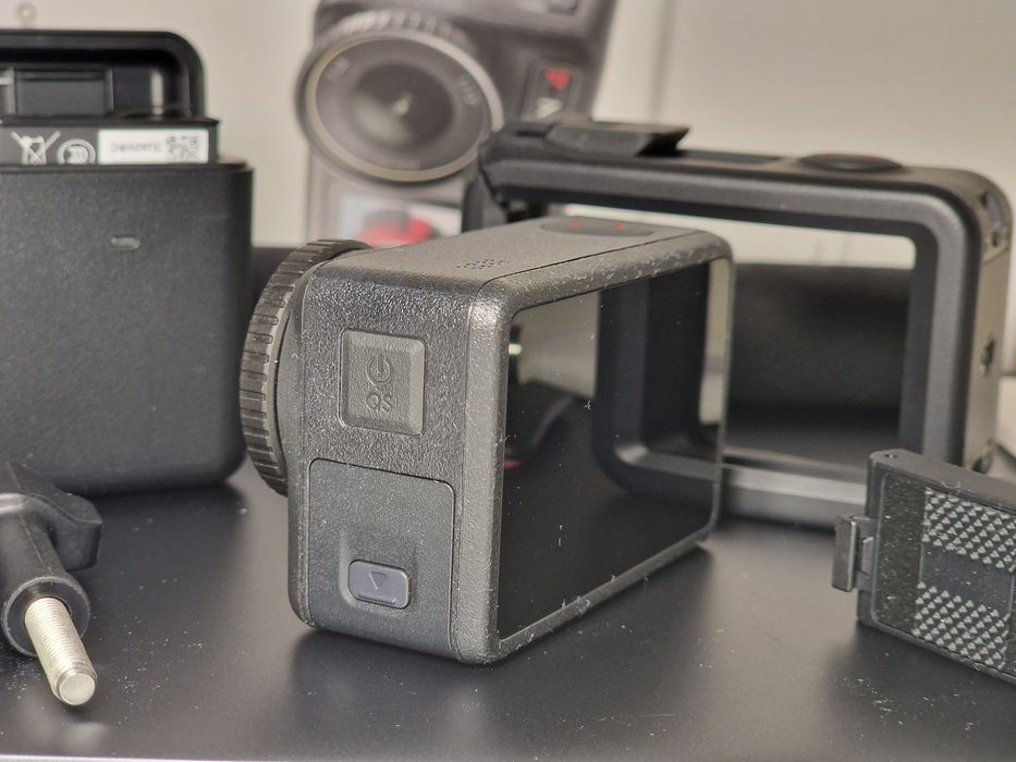 DJI Osmo Action 4 Adventure Combo