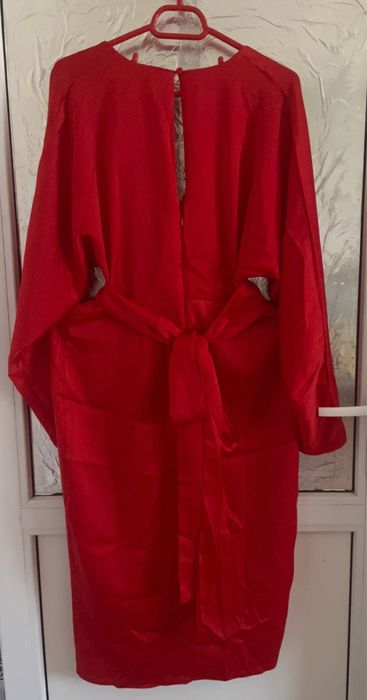 Rochie rosie satinata