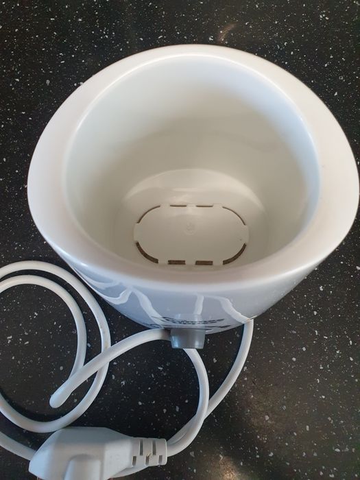 Aparat incalzit biberoane