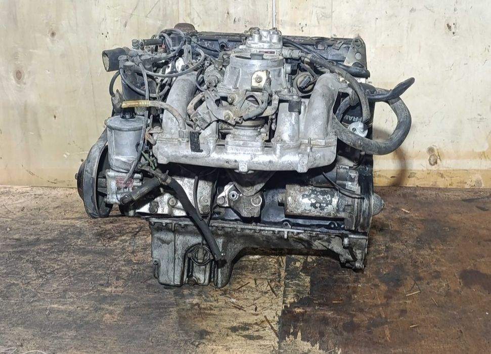 Продам двигатель 102  , 2.3 обьем мерс