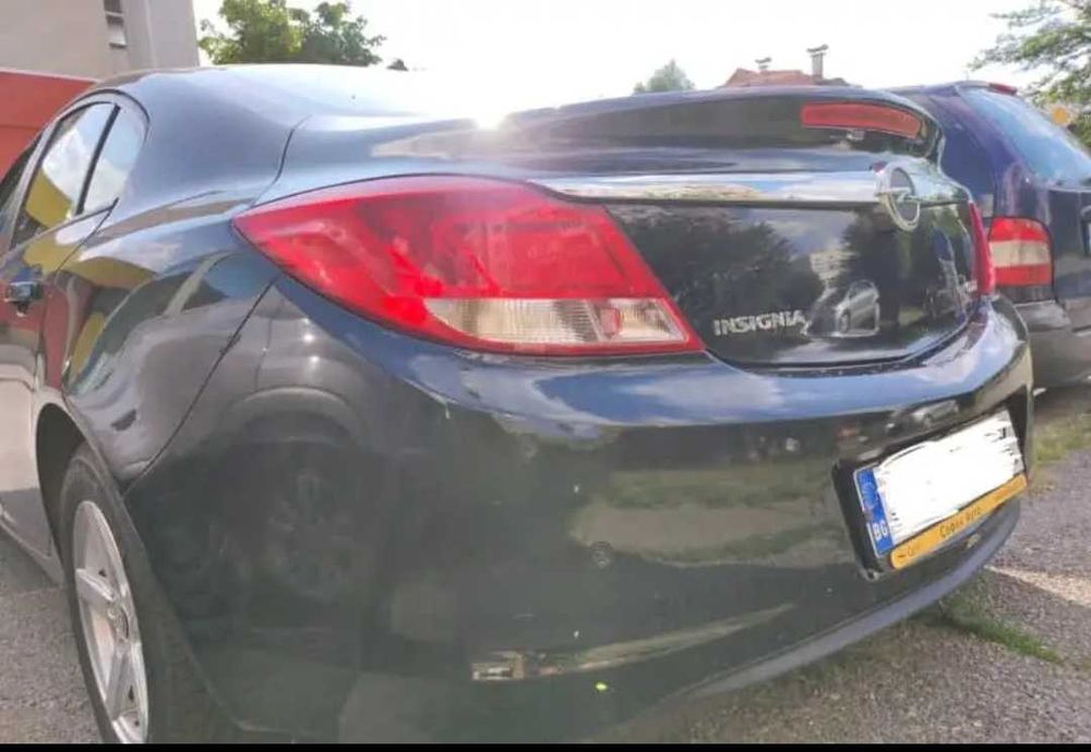 Продава се Opel Insignia 2.0 CDTI, 130 к.с. | 2011 г. | София