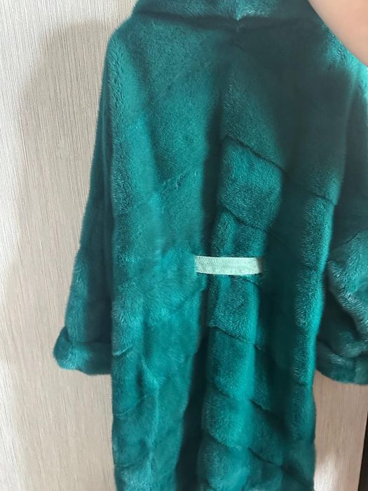 Продам шубу норковую