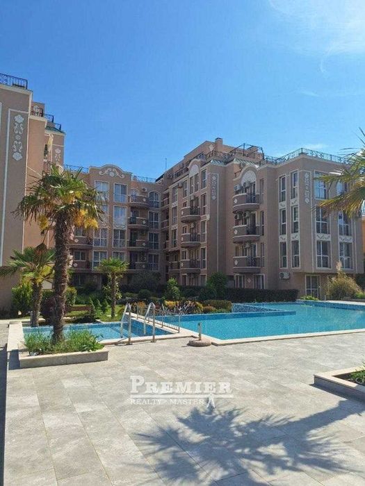 Страхотен Двустаен апартамент в Равда