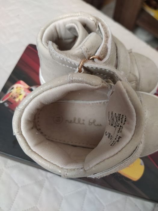 Детски златисти обувки боти Nelli Blu