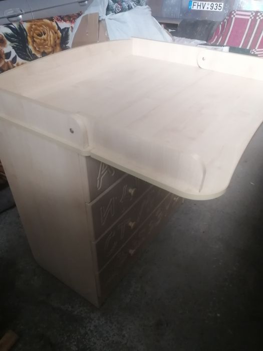 Пеленальный столик комод