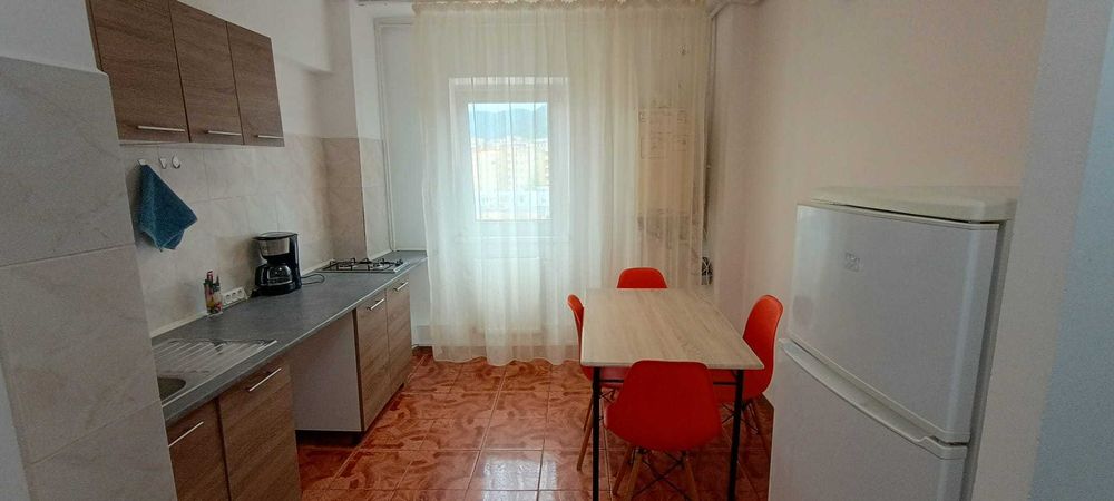 Apartament de închiriat zona Spitalul Judeţean